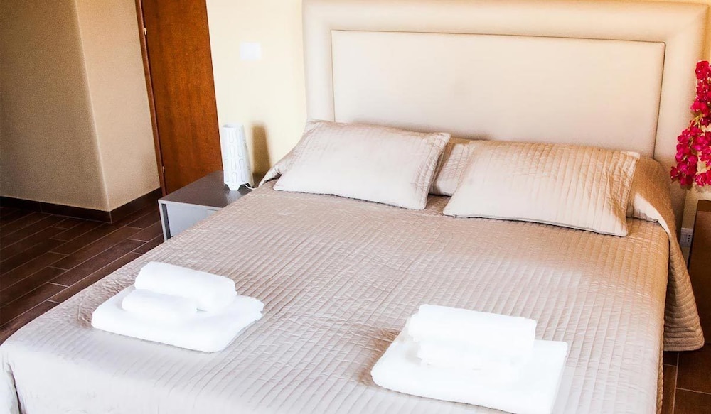 Superior Double Room, Garden View photo 2