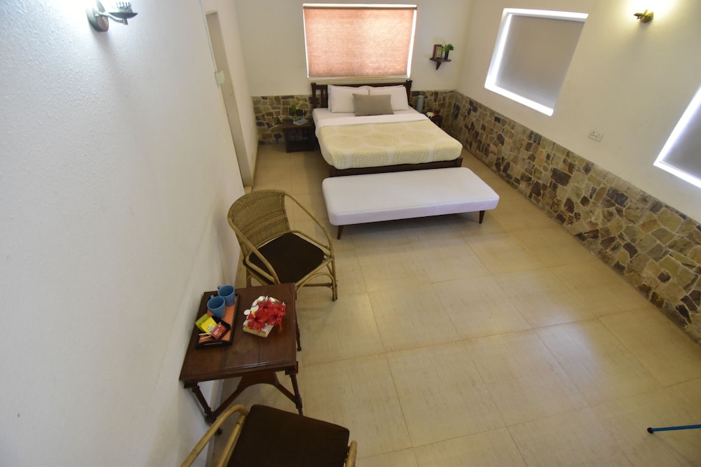 Standard Single Room - Photo 4