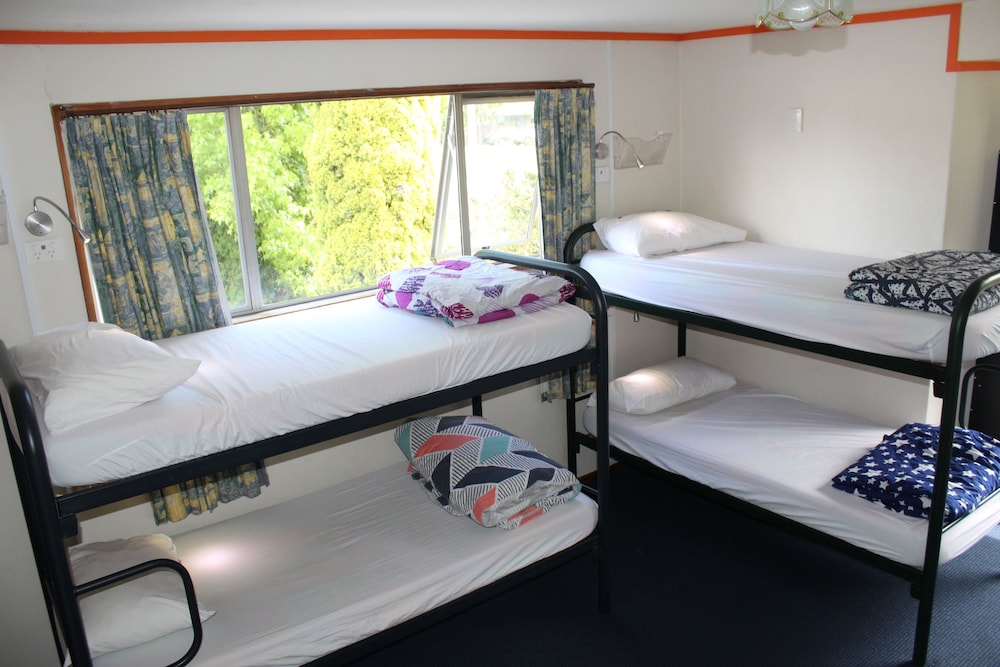 Shared Dormitory, Mixed Dorm