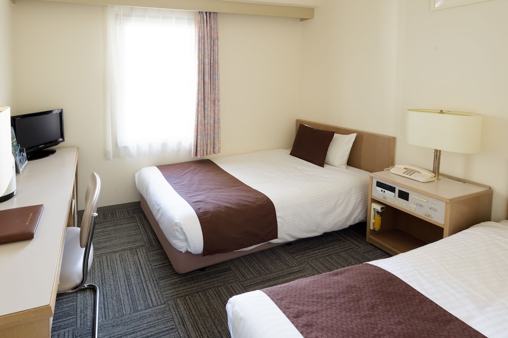 Basic Twin Room, Non Smoking