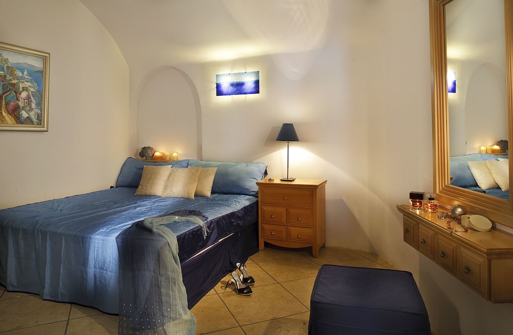 Superior Suite - Photo 4