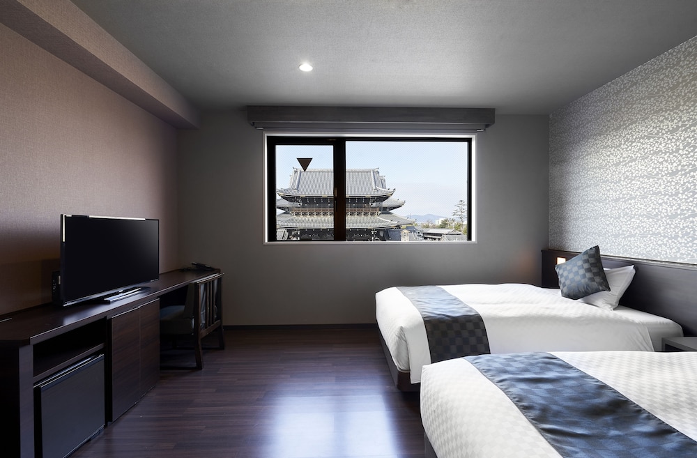 Deluxe Twin Room, City View (1-3 persons) photo 1