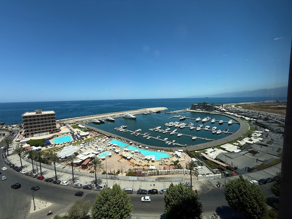 Suite (Beirut) - Photo 4
