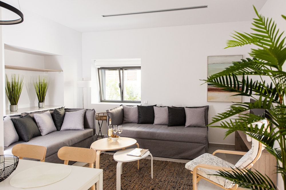 Superior Apartment - Photo 16