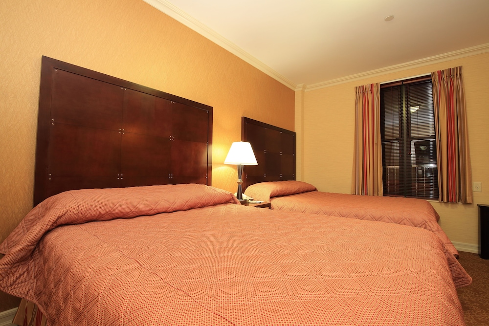 Studio, 2 Double Beds, Kitchenette photo 2