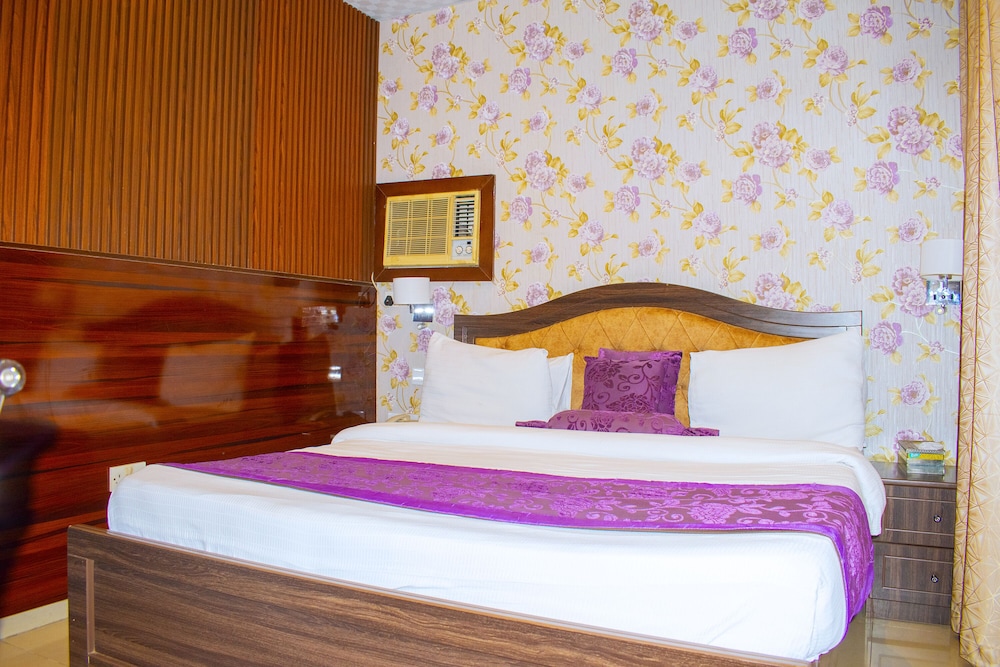 Premier Suite photo 1