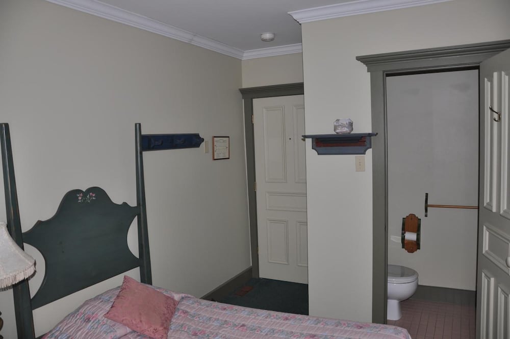 Junior Room, 2 Twin Beds photo 2