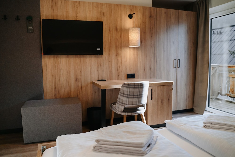 Standard Double Room, Mountain View photo 3