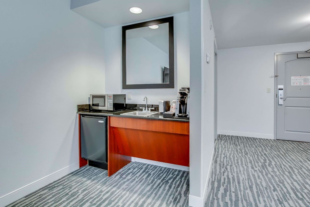 Suite, Accessible photo 2