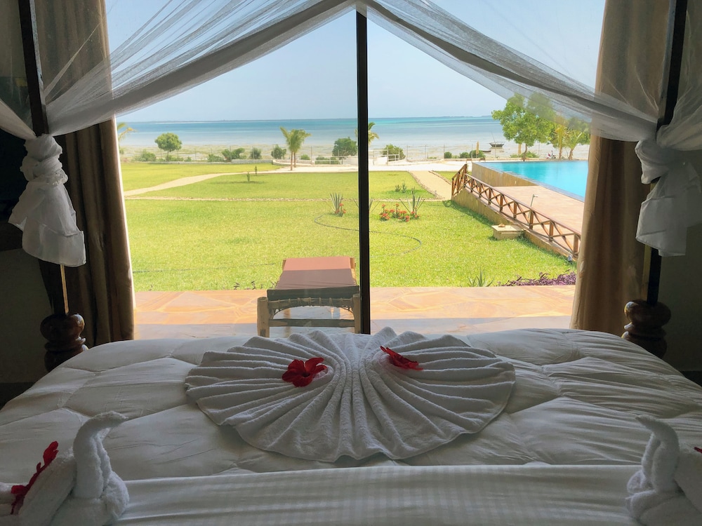 Deluxe Double Room, 1 King Bed, Sea View - Photo 5
