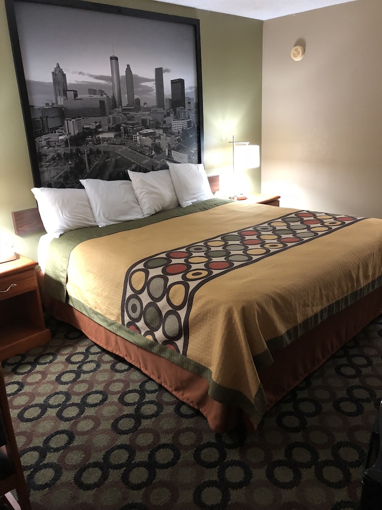 Standard Room, 1 King Bed - Photo 5
