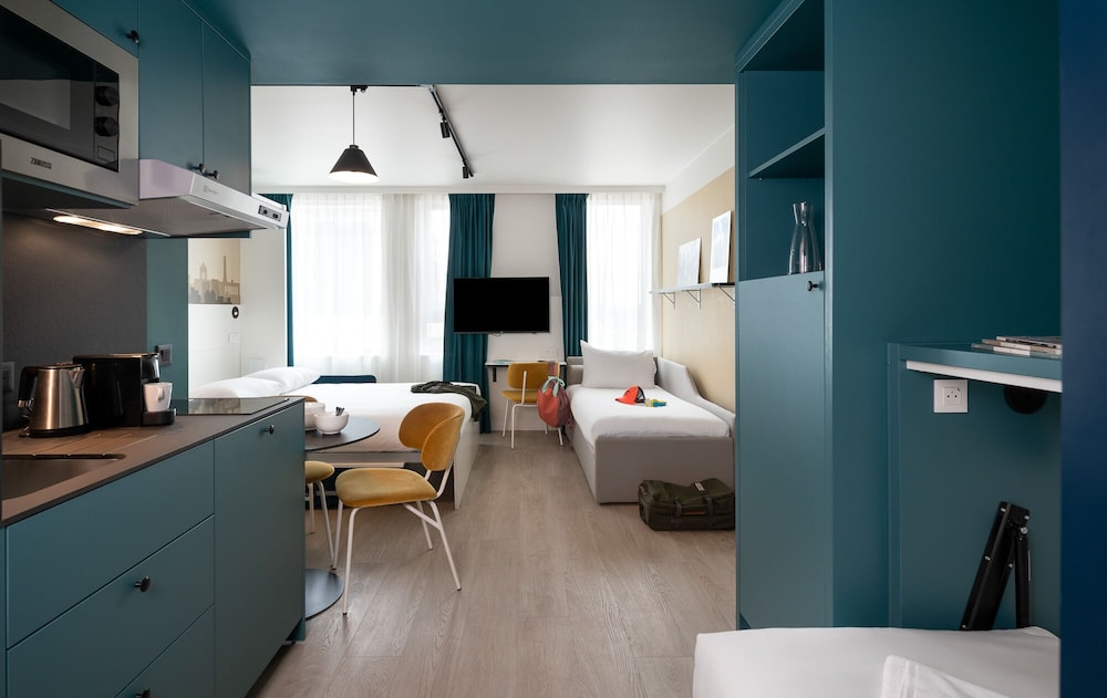 Studio, Multiple Beds photo 1
