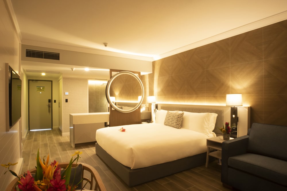 Superior Room, 1 King Bed photo 5