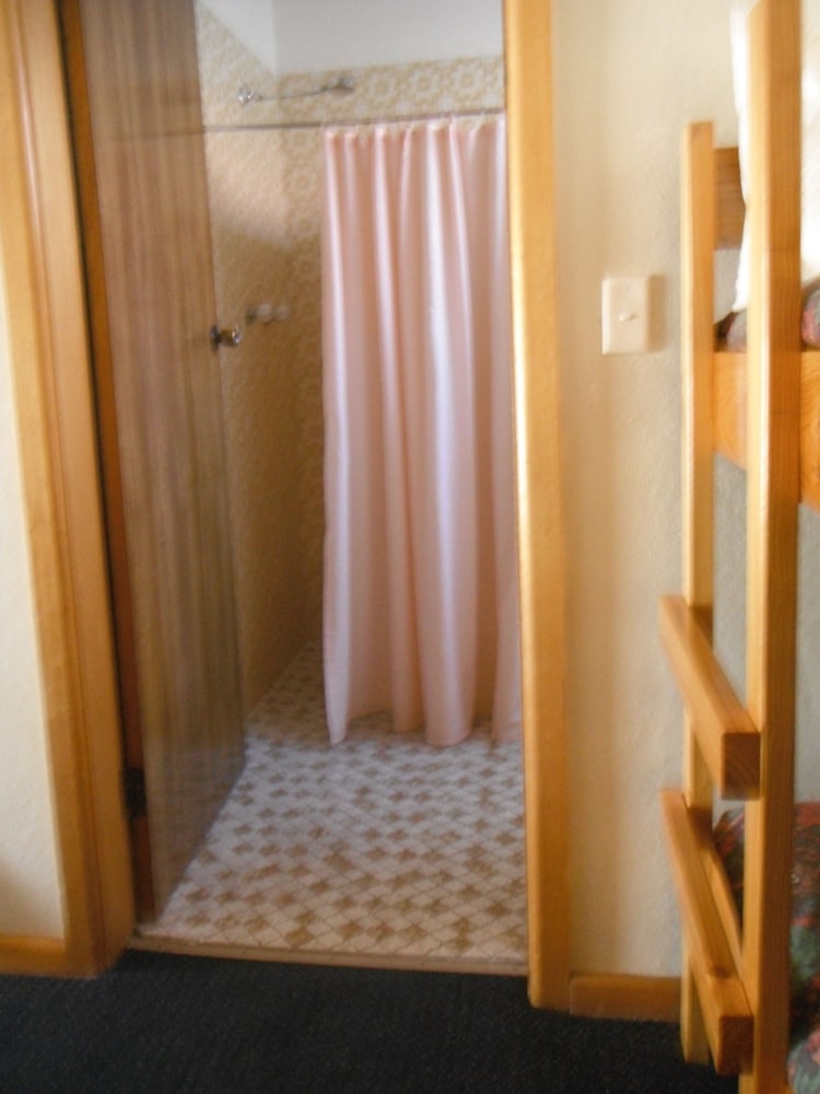 Family Room photo 3
