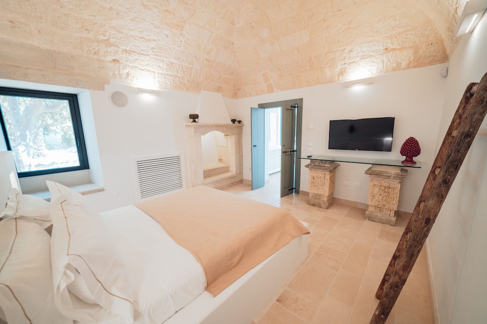 Comfort Suite photo 1