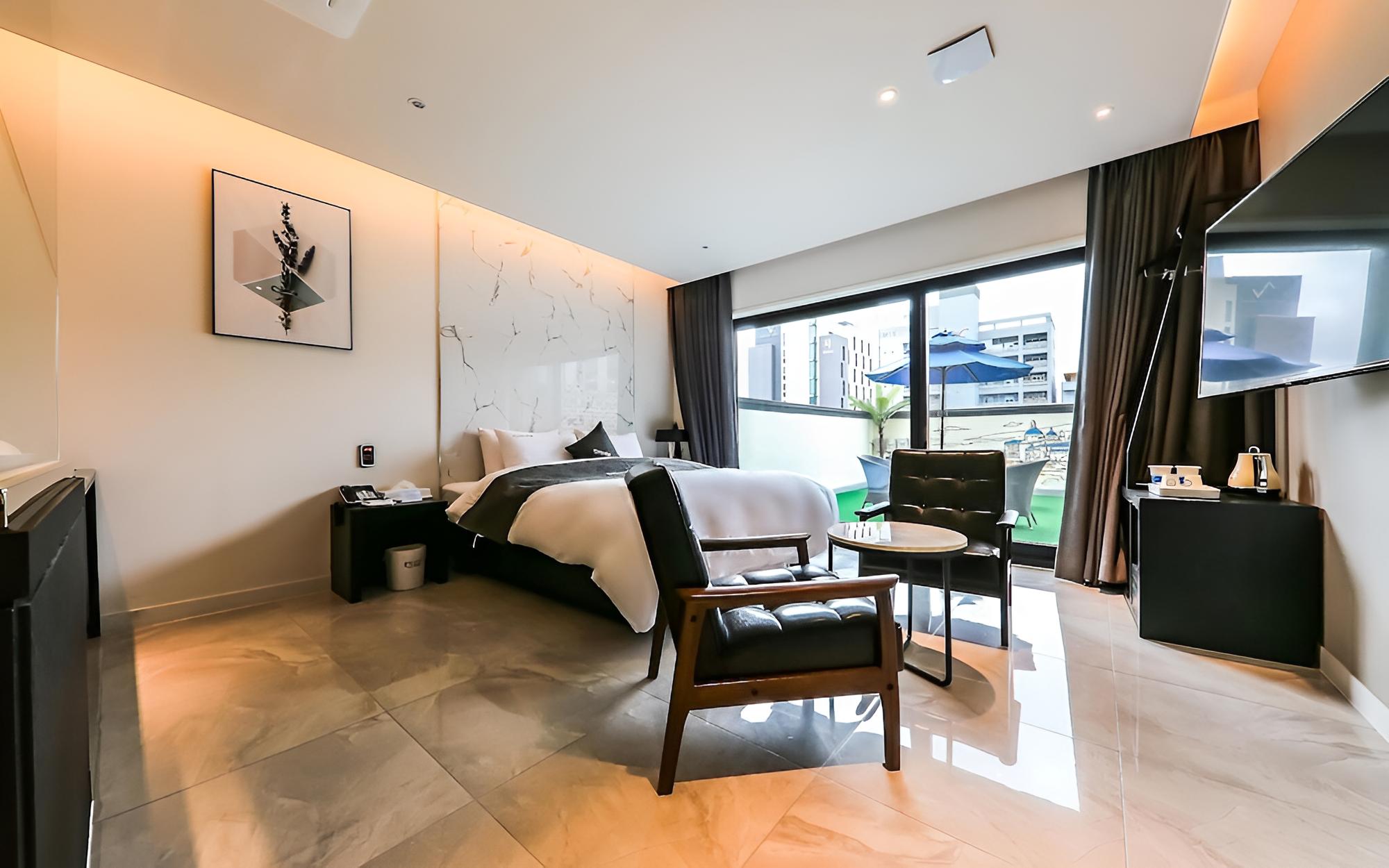 Room (Terrace Room) - Photo 12