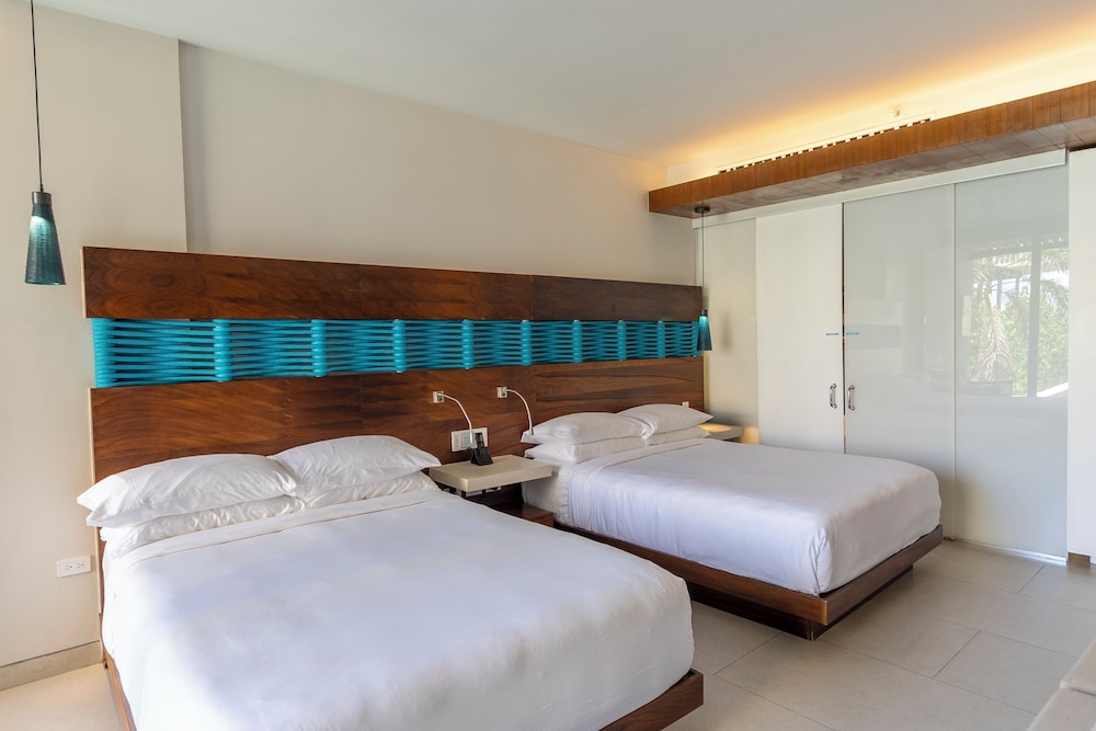Premium Room, 2 Queen Beds, Garden View