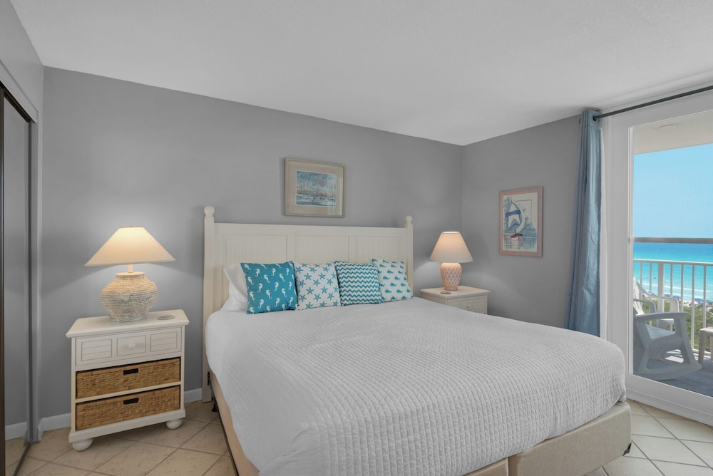 Condo, Multiple Beds, Patio, Ocean View (Beachcrest 301) photo 1