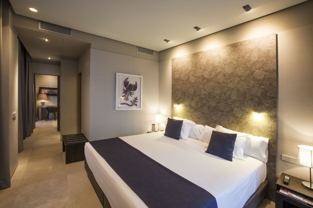 Junior suite single use
