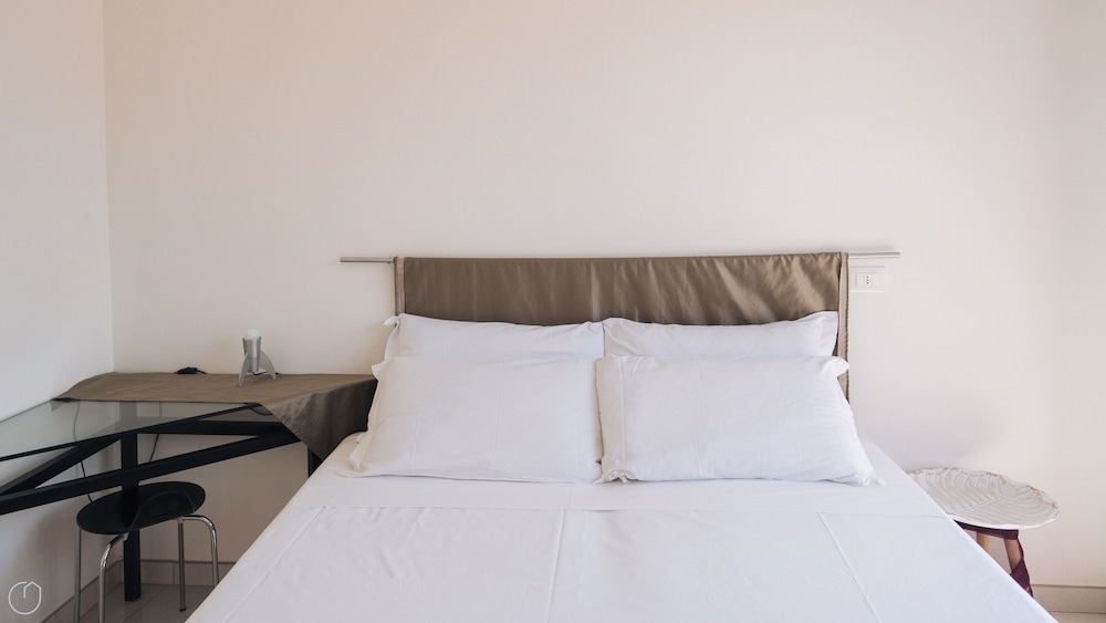 Apartment (1 Bedroom)