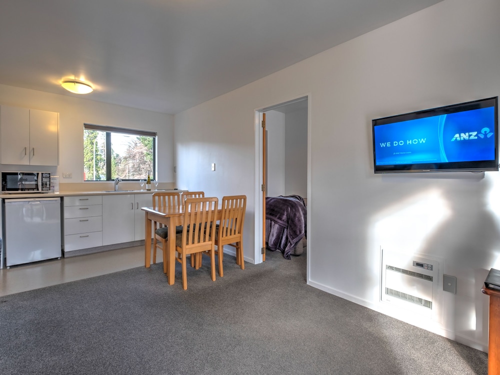 One Bedroom photo 2