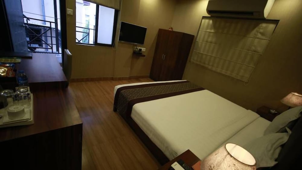 Royal Room - Photo 4