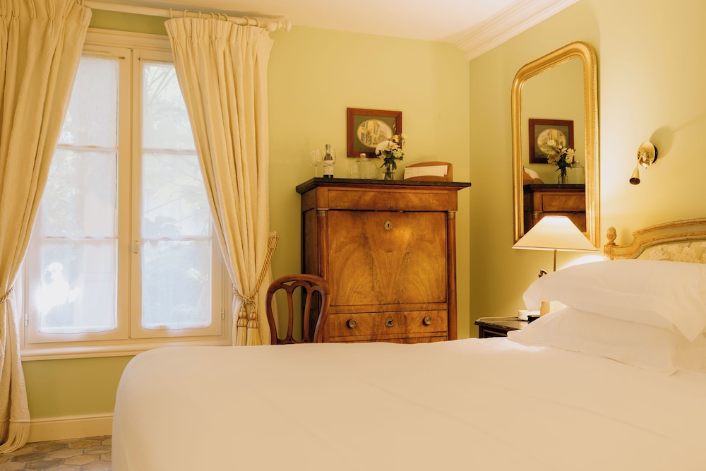 Deluxe Room, Garden View photo 2