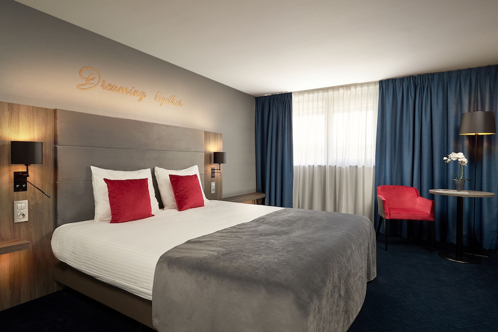 Standard Room, 1 King Bed