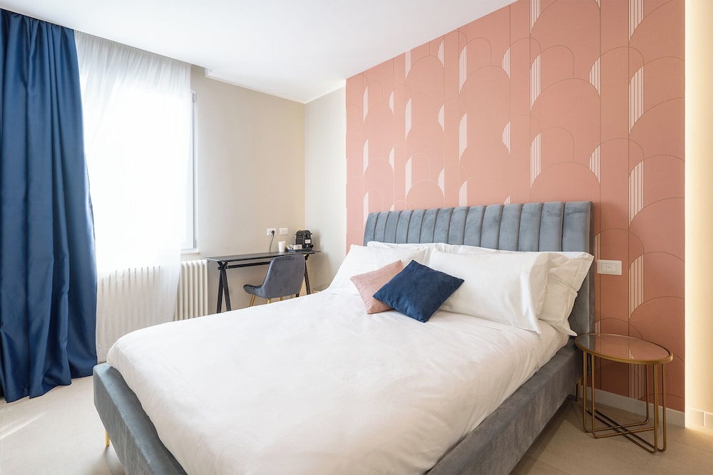 Comfort Double or Twin Room