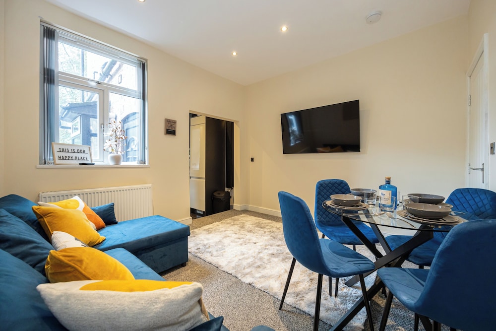 House, 3 Bedrooms, Garden View