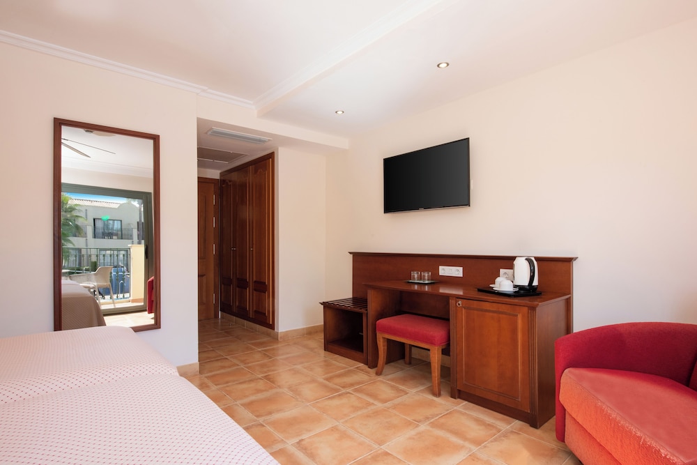 Standard Double Room, Terrace photo 2