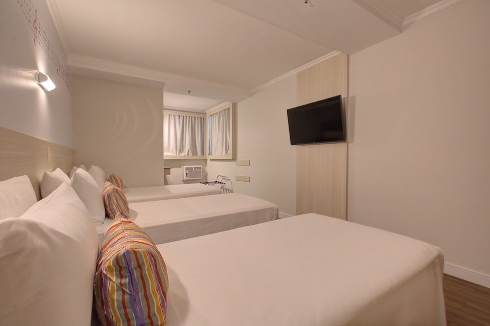 Standard Triple Room - Photo 13