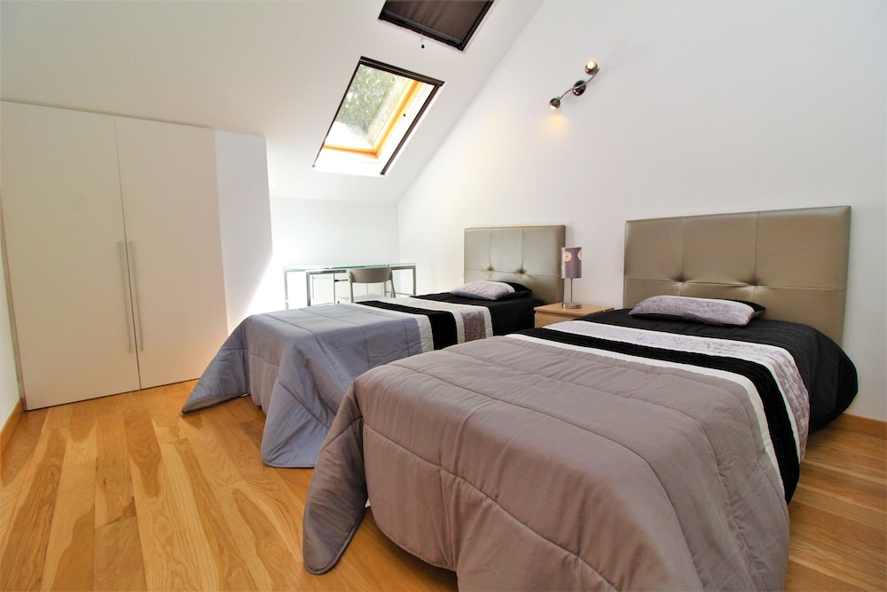 Apartment, 3 Bedrooms, Terrace, Pool View