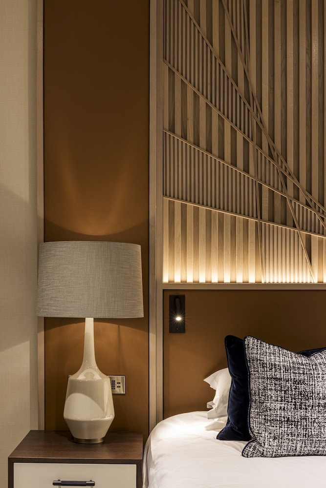 Junior Suite, 1 King Bed, River View - Photo 8
