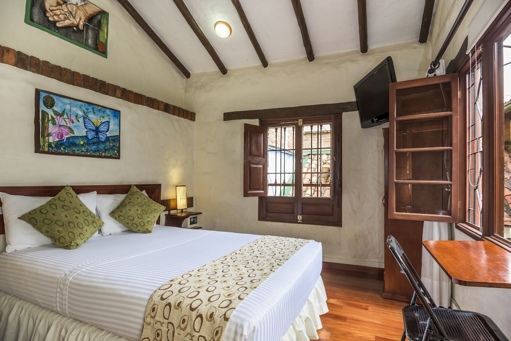 Double Room - Photo 1