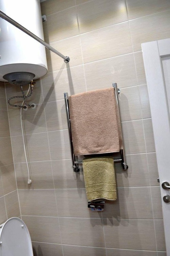 Standard Triple Room, Private Bathroom photo 2