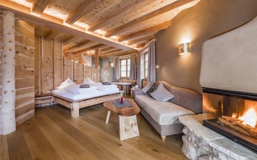 Romantic Suite, Balcony photo 1