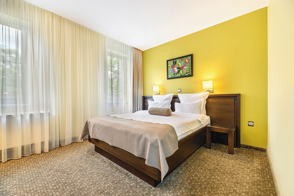 Business Suite, River View photo 1