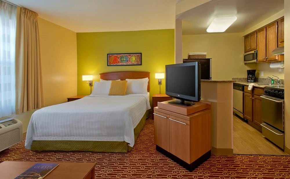Deluxe Studio Suite photo 1