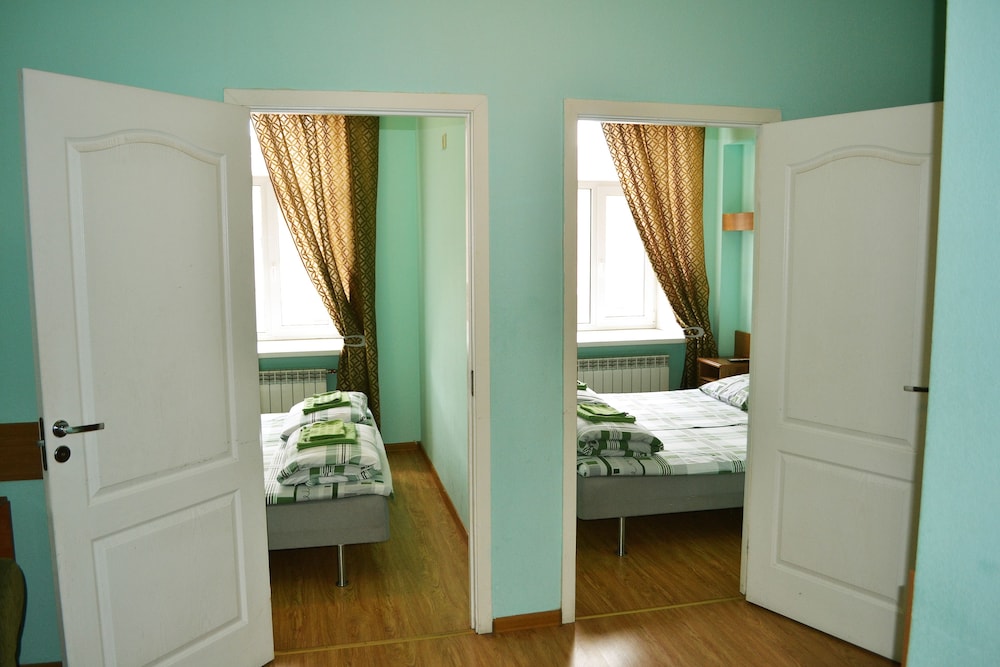 Condo, 2 Bedrooms
