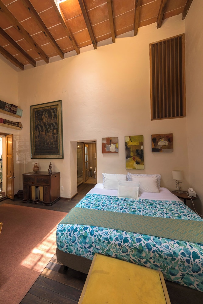 Deluxe Studio Suite, Garden View photo 3
