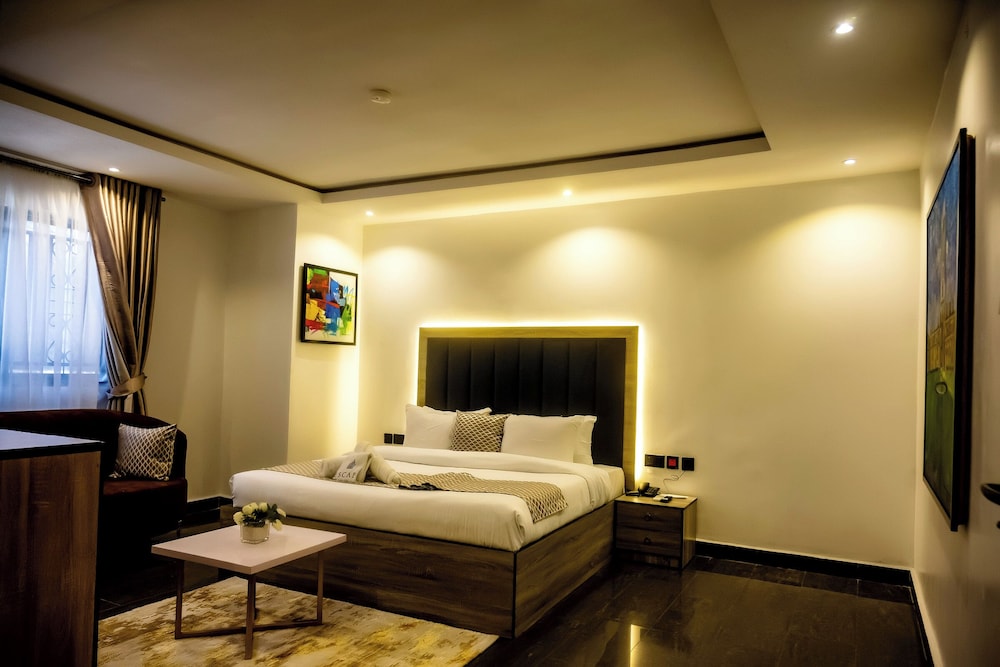 Classic Single Room, City View