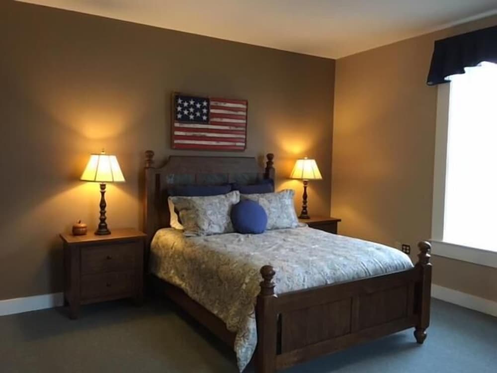 South Mountain Mini Suite photo 2