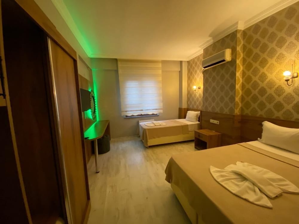 Standard Double Or Twin Room photo 1