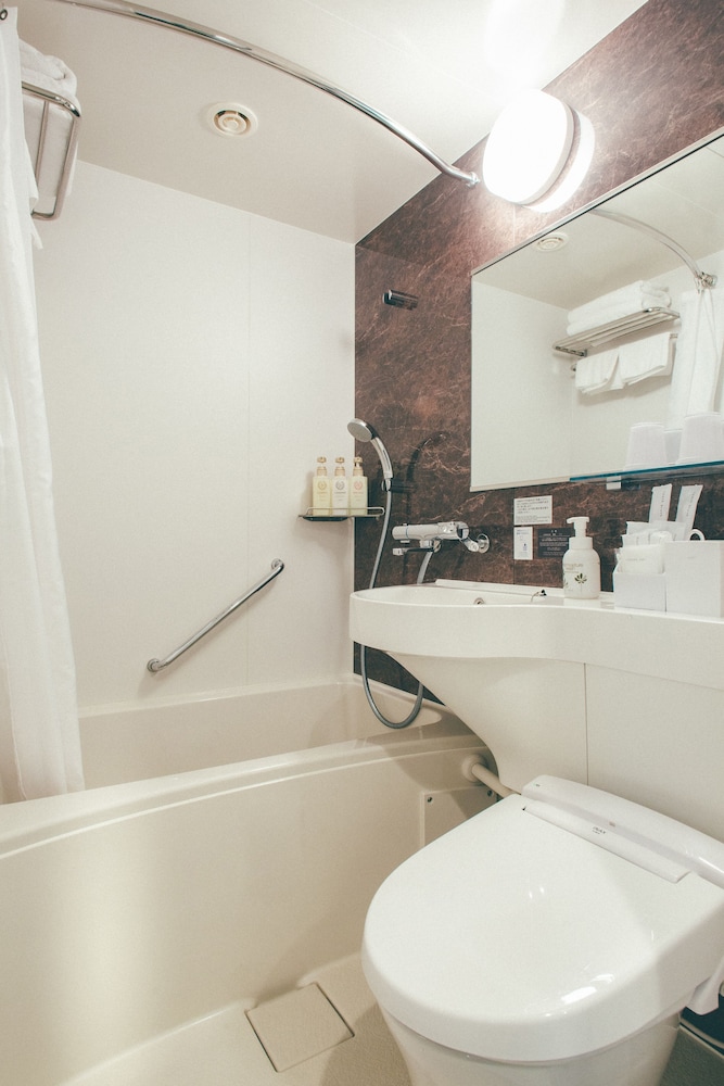 Double Room, Non Smoking - Photo 28