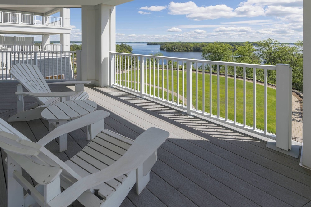 Junior Suite, 2 Bedrooms, Balcony, Lake View - Photo 5