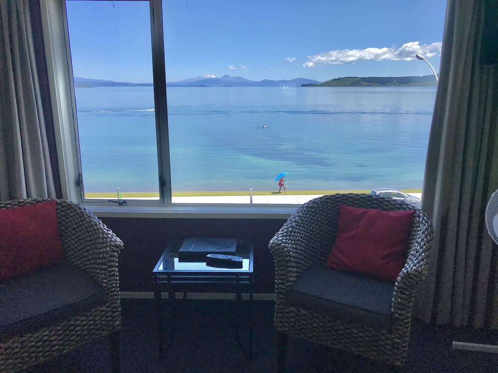 Deluxe Apartment, Lake View photo 3