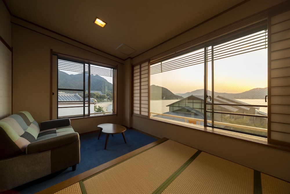 Japanese Style Room, Non Smoking (Ocean View) photo 3