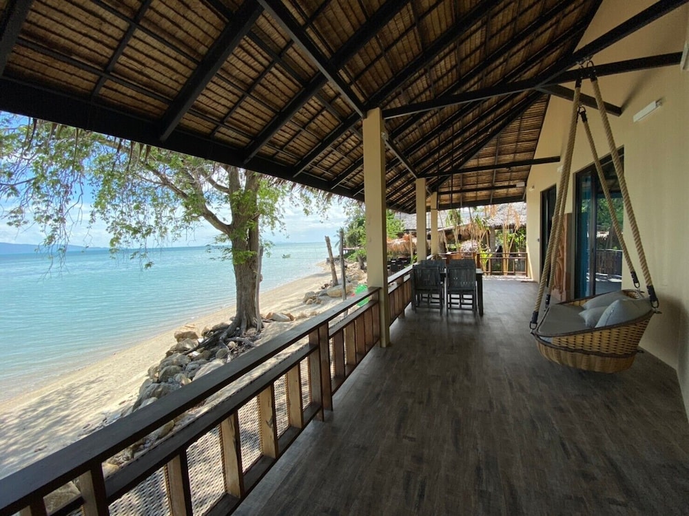 Beachfront 2 bedroom villa - Photo 5