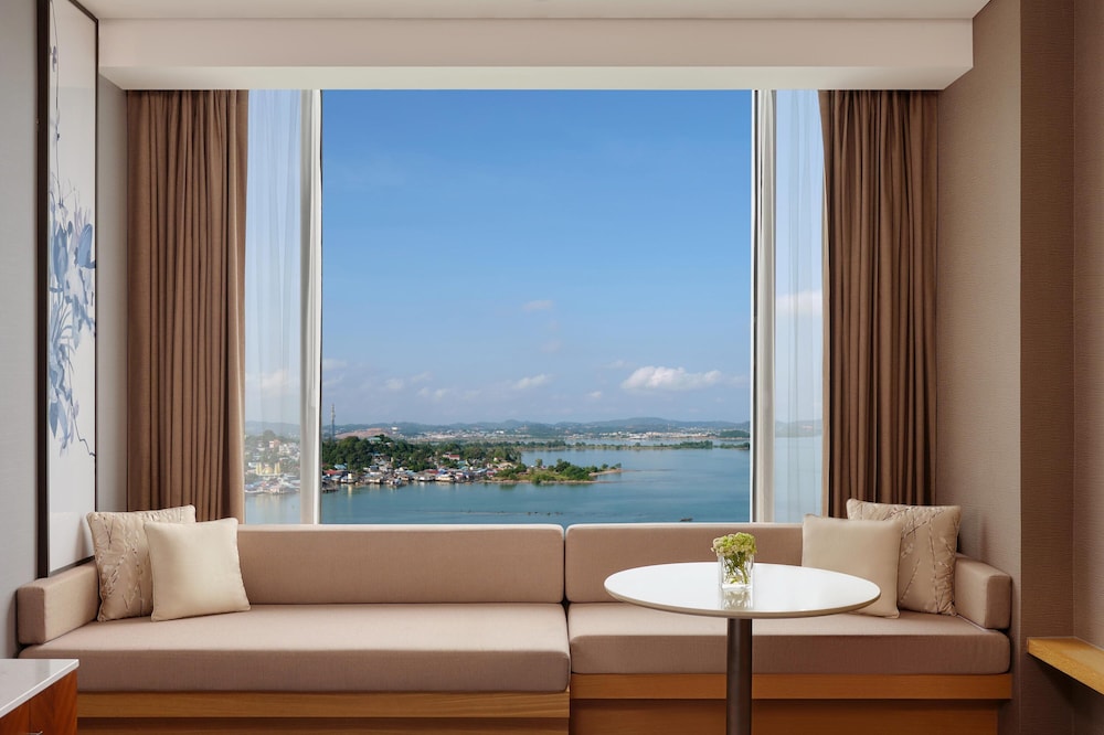 Room, 2 Double Beds, Ocean View - Photo 4